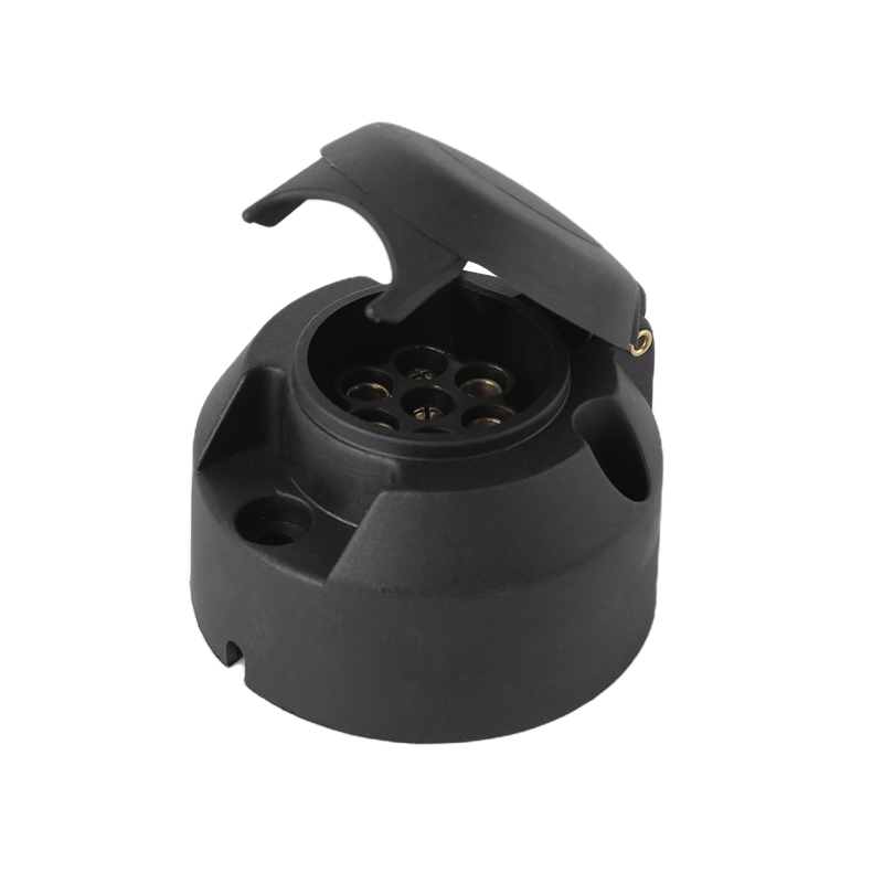 Possuntne stylus Europaeus trailer connectens diversas voltages electricas vel potentiae requisita tractare?